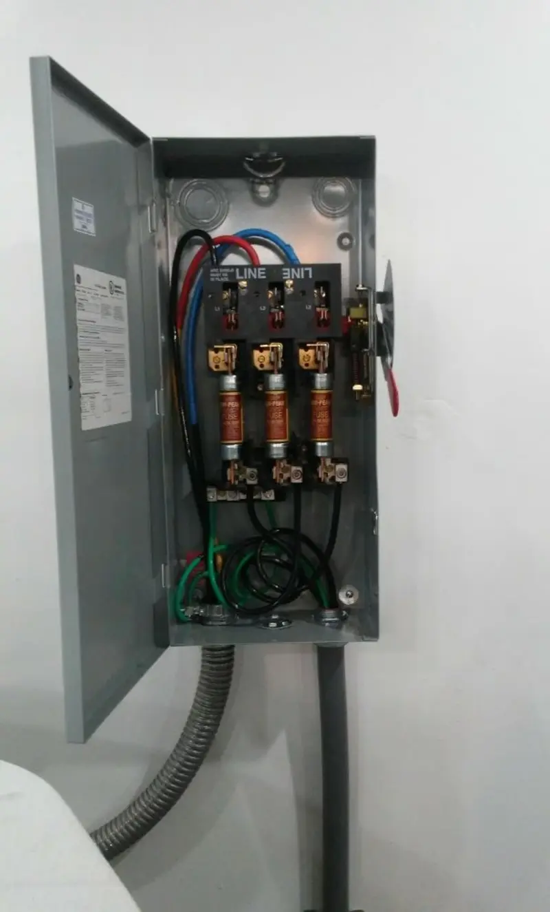 Three-phase disconnect switch installed for Electrical Wiring & Rewiring in Eastwood